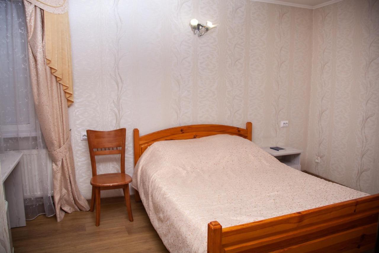 Hotel Piligrim 2 à Mykolaïv Extérieur photo