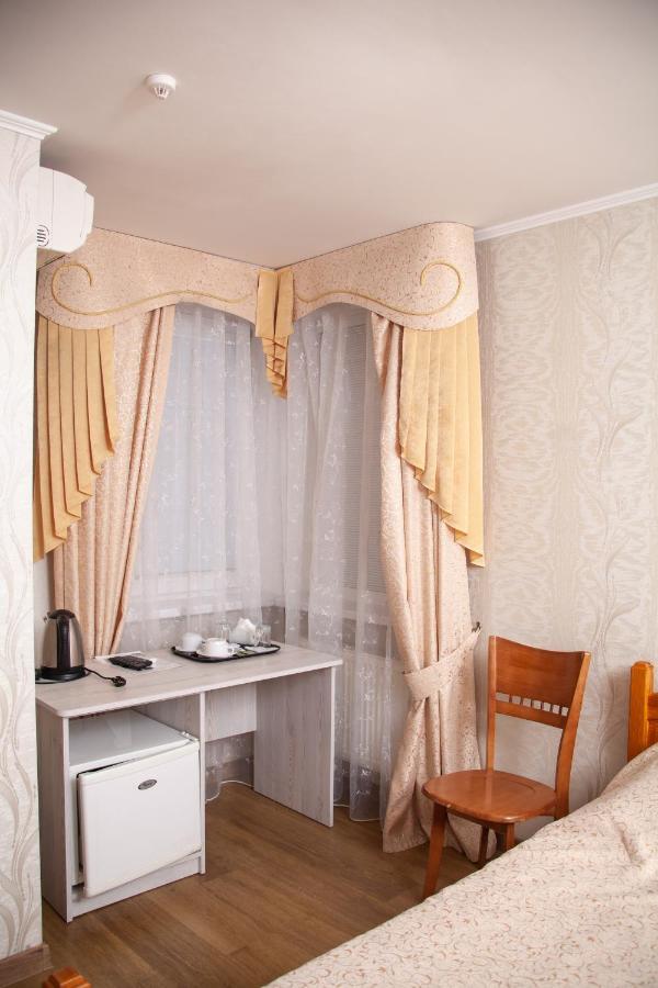 Hotel Piligrim 2 à Mykolaïv Extérieur photo