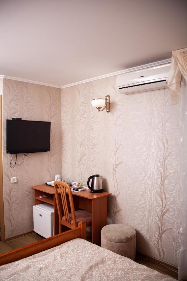 Hotel Piligrim 2 à Mykolaïv Extérieur photo